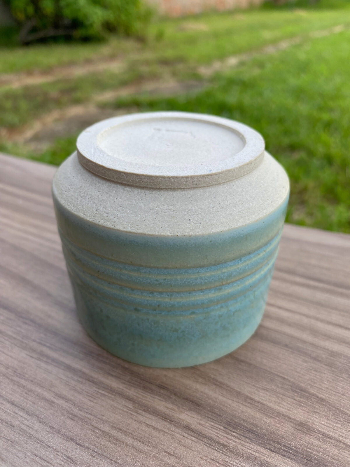 Porta-vela azul turquesa com vela aromática | Cereja e Avelã